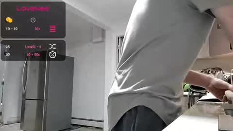 Snapshot of thecarrguyy chatting on 07.10.26 Thatcarrguyy online show from 07.10.26
