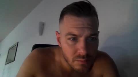 Snapshot of thecheekyalpha chatting on 04.04.26 THE CHEEKY ALPHA online show from 04.04.26