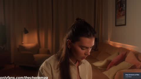 Snapshot of thecherie chatting on 11.14.25 Cherie online show from 11.14.25