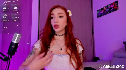 Snapshot of thecosmicgirl chatting on 03.18.26 Alicia Alikath online show from 03.18.26