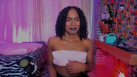 Snapshot of thegoldenbitch chatting on 03.19.26 Goldie online show from 03.19.26