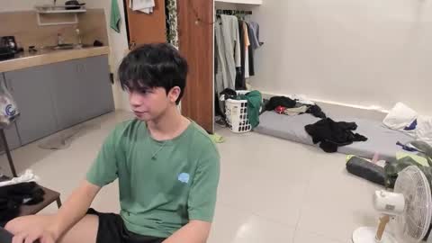 Green online show from 10.15.25