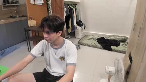 Green online show from 10.21.25