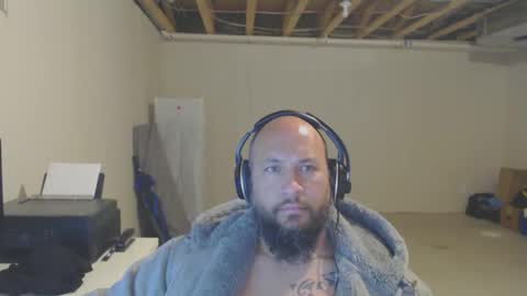 Snapshot of thehawaiian93 chatting on 04.12.26 thehawaiian93 online show from 04.12.26