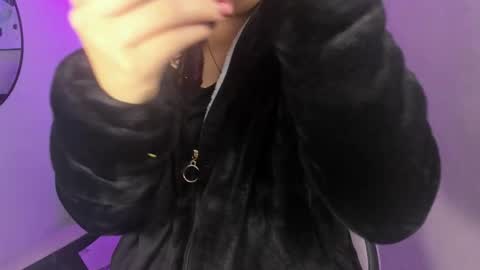 Theia  online show from 10.19.25