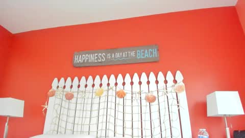 Snapshot of theislandgirl chatting on 12.31.24 Lily Marie online show from 12.31.24