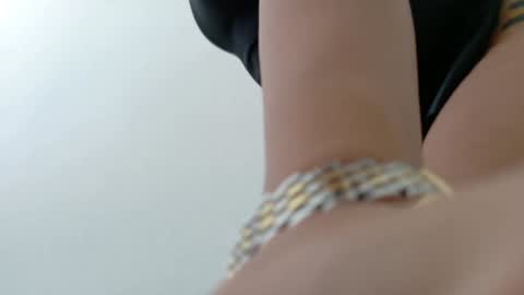 Snapshot of theislandgirl chatting on 09.27.25 Lily Marie online show from 09.27.25