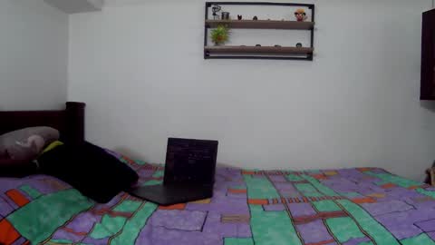 theking11220 online show from 09.15.25