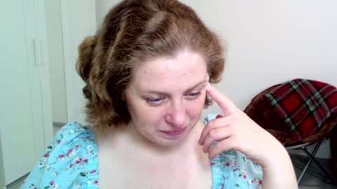 Ella online show from 02.09.25