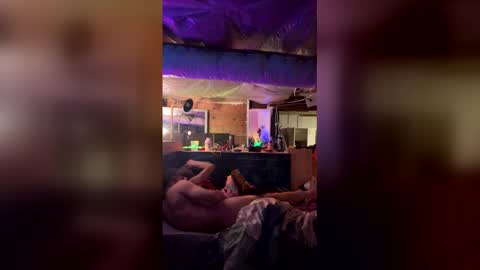 Snapshot of thelevelbelow chatting on 12.23.25 thelevelbelow online show from 12.23.25