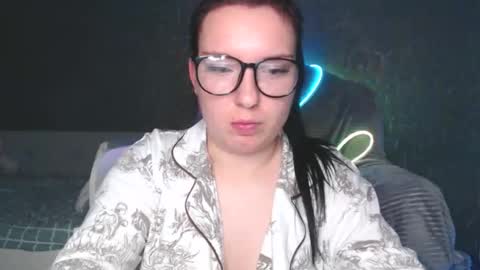 Lisa online show from 11.26.25