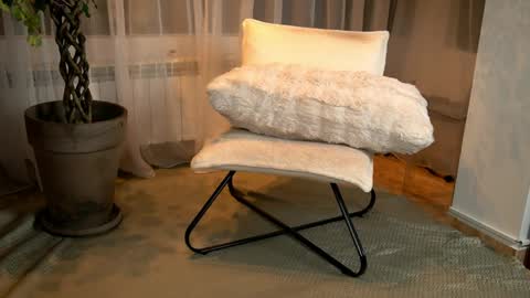 Madison online show from 04.07.26