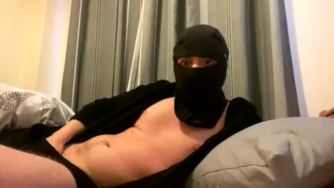 Snapshot of themanxmr chatting on 05.05.26 Bruce online show from 05.05.26