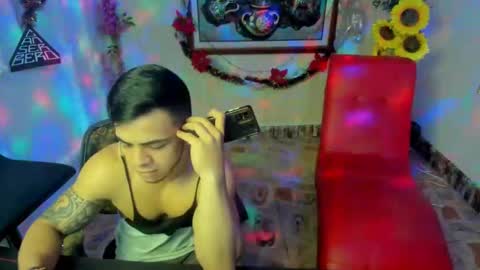 themuscularvenezuelanman online show from 01.11.25