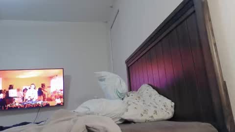 TheNaturalGoddess online show from 12.18.25