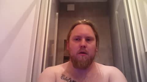 Snapshot of thenewdude1992 chatting on 04.07.26 thenewdude1992 online show from 04.07.26