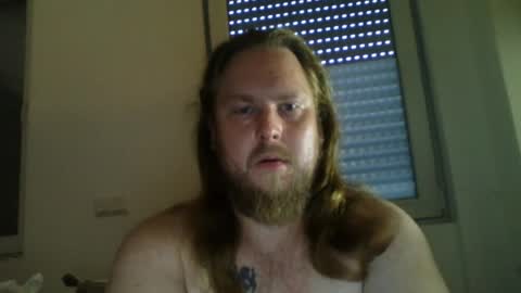 Snapshot of thenewdude1992 chatting on 07.17.26 thenewdude1992 online show from 07.17.26