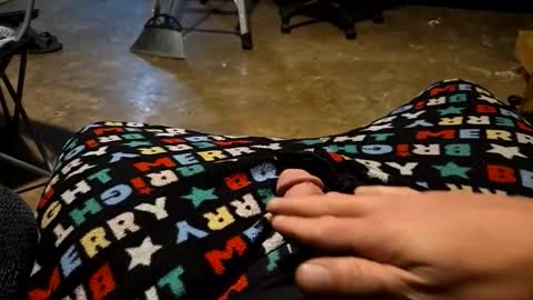 thenewone22901 online show from 11.29.25