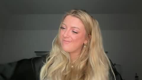 Ava online show from 07.08.26