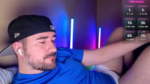 Snapshot of theoravi chatting on 03.04.26 Theo Ravi online show from 03.04.26