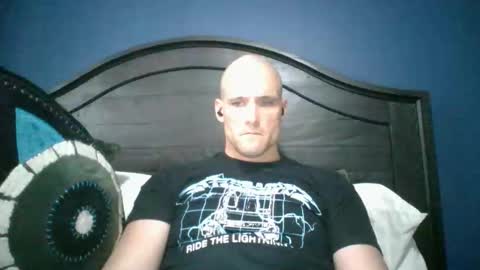 Snapshot of theoutfitter chatting on 05.18.26 MISTERPOWERS online show from 05.18.26