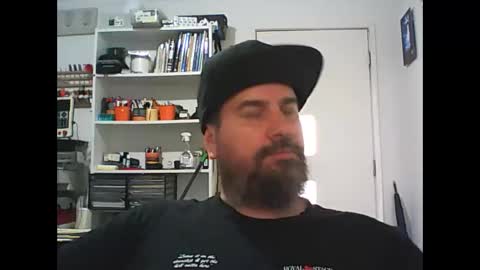 Snapshot of theozbeardguy chatting on 01.15.25 aussiebeard online show from 01.15.25