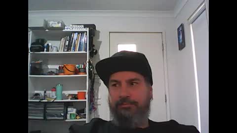 Snapshot of theozbeardguy chatting on 02.25.26 aussiebeard online show from 02.25.26