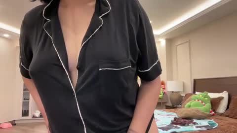 therealcamilabaddie online show from 09.29.25