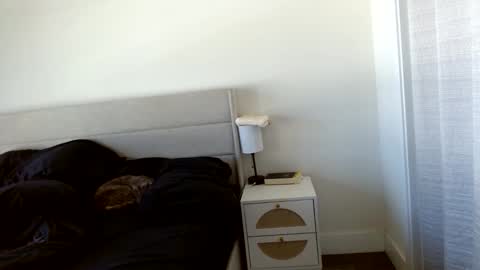 Yoshi online show from 11.19.25