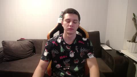 Snapshot of theroadtomars chatting on 12.26.24 Nick online show from 12.26.24