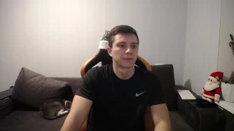 Snapshot of theroadtomars chatting on 12.27.24 Nick online show from 12.27.24