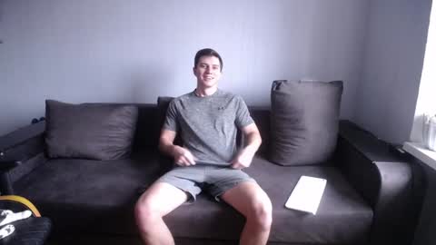 Snapshot of theroadtomars chatting on 01.06.25 Nick online show from 01.06.25