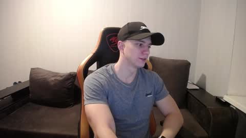 Snapshot of theroadtomars chatting on 01.22.25 Nick online show from 01.22.25