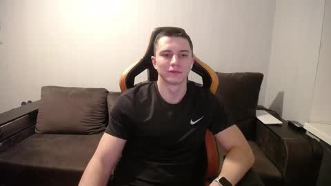 Snapshot of theroadtomars chatting on 02.22.25 Nick online show from 02.22.25