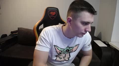 Snapshot of theroadtomars chatting on 03.06.25 Nick online show from 03.06.25