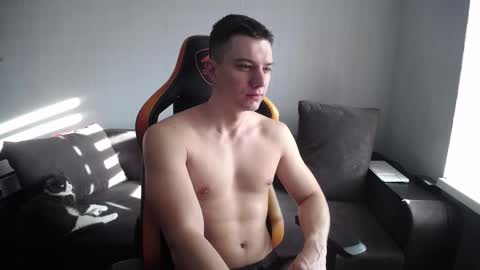 Snapshot of theroadtomars chatting on 03.08.25 Nick online show from 03.08.25