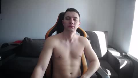 Snapshot of theroadtomars chatting on 03.09.25 Nick online show from 03.09.25