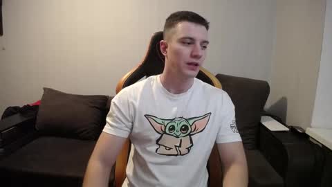 Snapshot of theroadtomars chatting on 03.09.25 Nick online show from 03.09.25