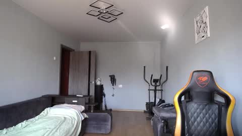 Snapshot of theroadtomars chatting on 09.13.25 Nick online show from 09.13.25