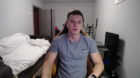 Snapshot of theroadtomars chatting on 09.22.25 Nick online show from 09.22.25