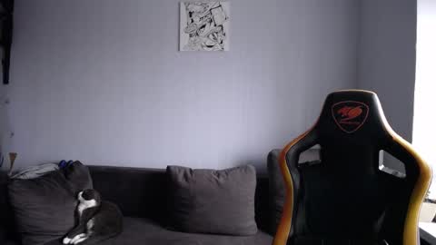 Snapshot of theroadtomars chatting on 11.19.25 Nick online show from 11.19.25