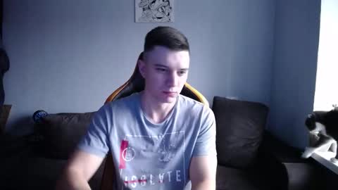 Snapshot of theroadtomars chatting on 12.17.25 Nick online show from 12.17.25