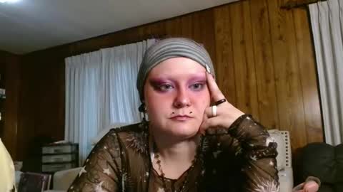 Siren of the Fae online show from 04.12.26