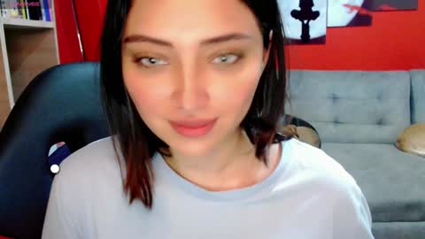 Snapshot of thesweethari chatting on 01.20.25 I dont do real meetings My bio online show from 01.20.25