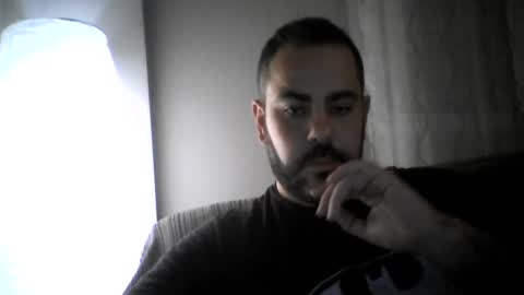 Snapshot of thevoxter chatting on 12.04.24 victor online show from 12.04.24