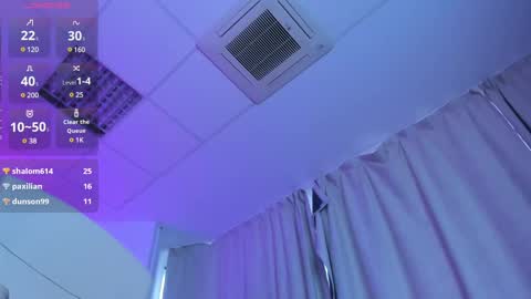 Snapshot of thewizardli chatting on 03.12.25 Liz online show from 03.12.25