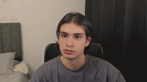 Snapshot of thiaan__ chatting on 12.24.24 thiaan__ online show from 12.24.24