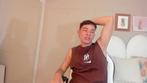 Snapshot of thiago_2003_ chatting on 03.14.26 Thiago online show from 03.14.26