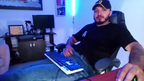 Snapshot of thiago_420 chatting on 05.15.26 thiago_420 online show from 05.15.26