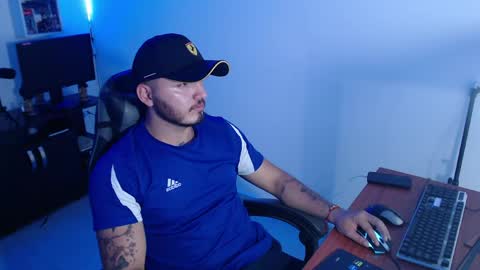 Snapshot of thiago_420 chatting on 05.20.26 thiago_420 online show from 05.20.26